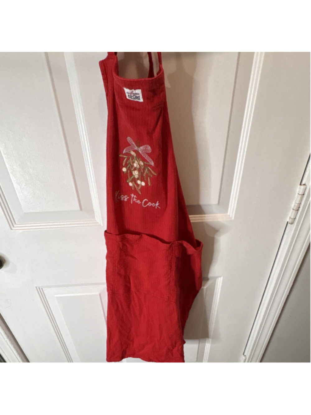 All-Clad Kiss The Cook Red Cotton Christmas Chef Apron w/ Pockets, Adjustable
